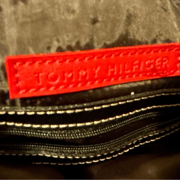Tommy Hilfiger Black Tote Bag - Picture 5 of 5